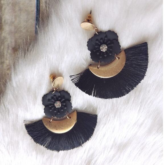 Fringe Flower Drop Earrings - Picture 1 of 3